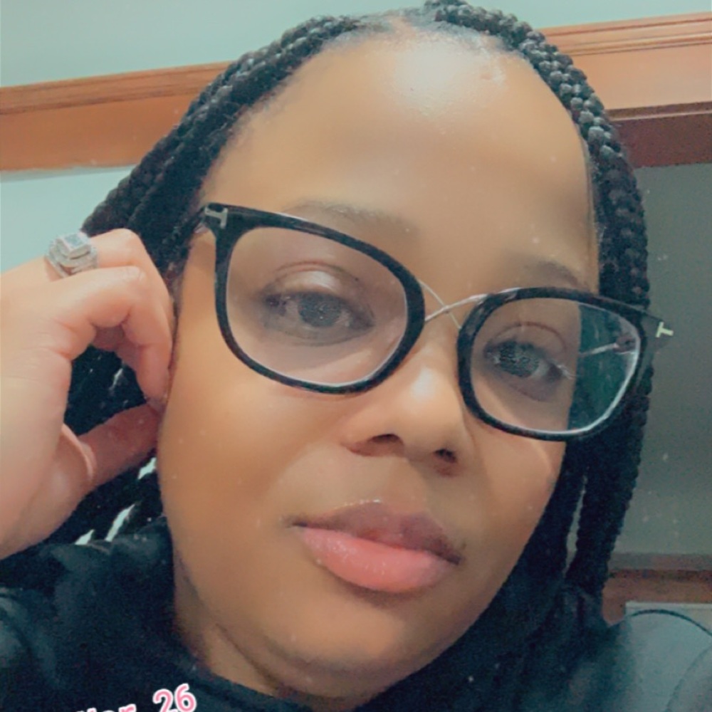 Meet your Posher, Shineisha